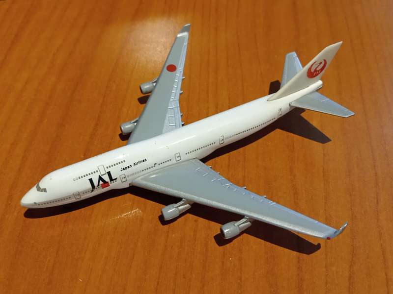 JAL  Japan Airlines 747-400 1/500 Scale