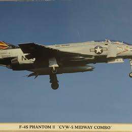 Hasegawa Model, F-4S Phantom II "CVW-5 Midway Combo" 1/72nd Scale