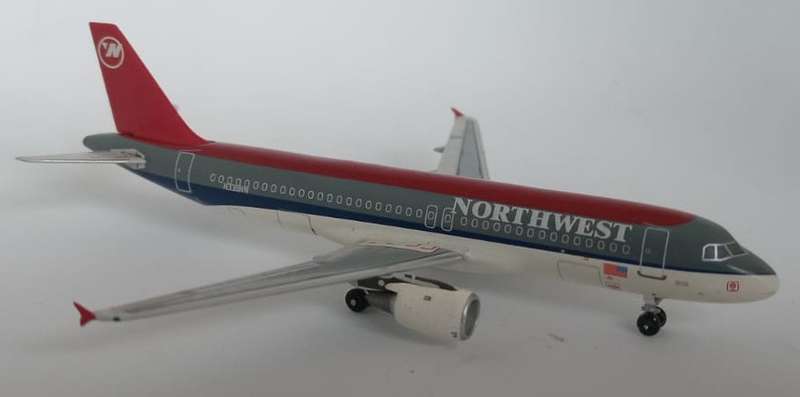 AeroClassics, (Baby-Bus) Northwest Airlines A320 1:400 N338NW