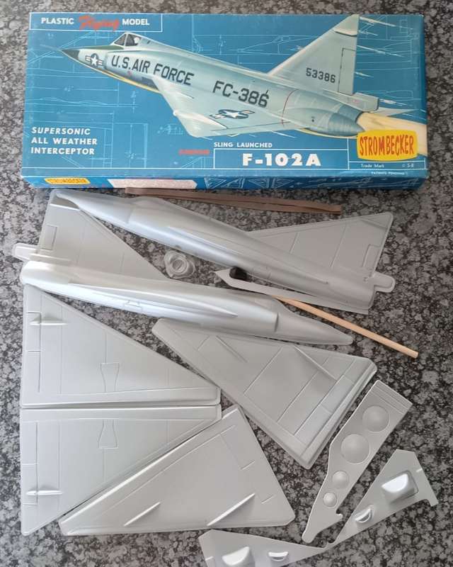 Convair F-102A - Sling Launched
