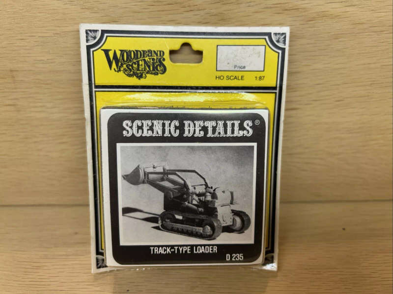 Woodland Scenics Details, Track-Type Loader Cat #6 Traxcavator Kit D235 HO 1:87 Scale
