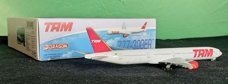 Dragon Wings, 55259 TAM Boeing 777-300ER 1/400 Scale Diecast Model