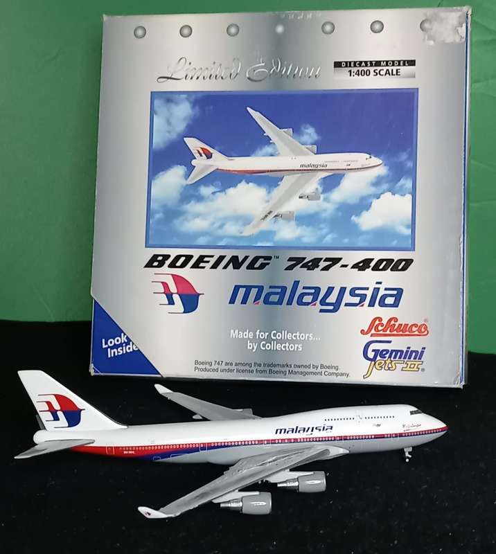 Malaysia Airlines B747-400 9M-MHL Gemini JetsII 3557449 1,400