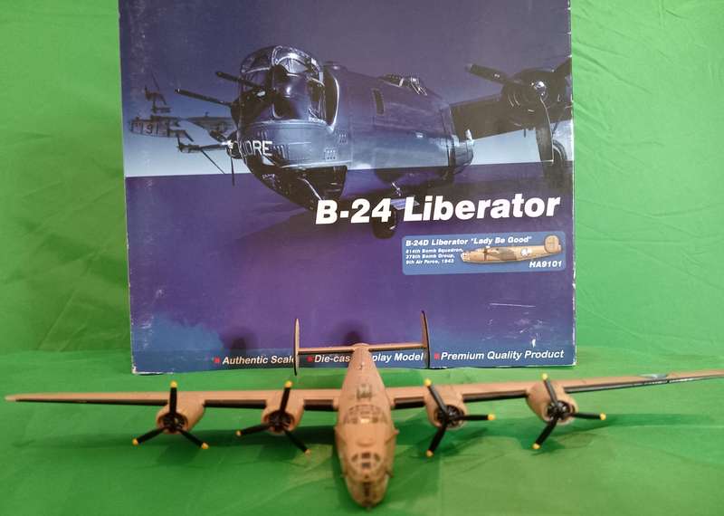 Hobby Master, B-24 Liberator HA9101 Lady Be Good B-24D Die Cast Model Air Power