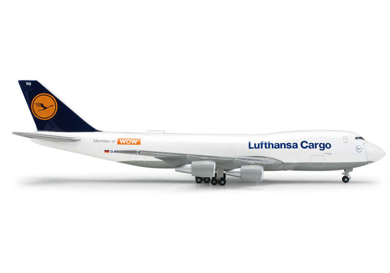 Herpa Wings,  Lufthansa Cargo Boeing 747-200F (open nose) 1/500 Scale NO BOX