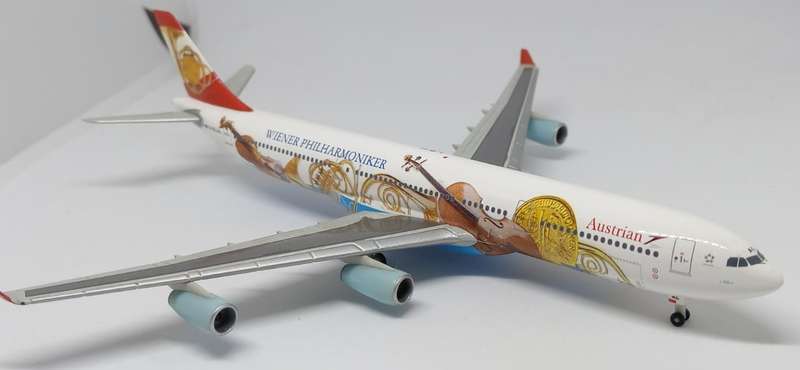 Herpa Wings, Austrian Airlines A340-300 561655 "Wiener Philharmoniker"  OE-LAL 1:400 Scale