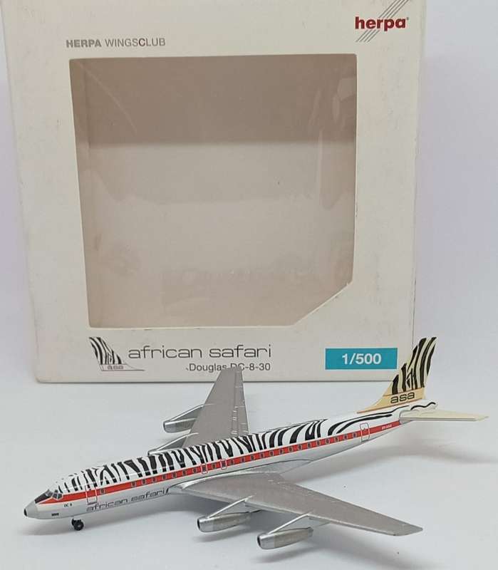 Herpa Wings, African Safari DC-8-30 Reg. 5Y-ASA 1:500 523233