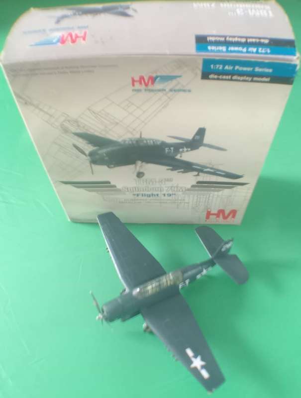 Hobby Master Model, TBM-3 Avenger Squadron 79M Flight 19 HA1202  1/72 Scale