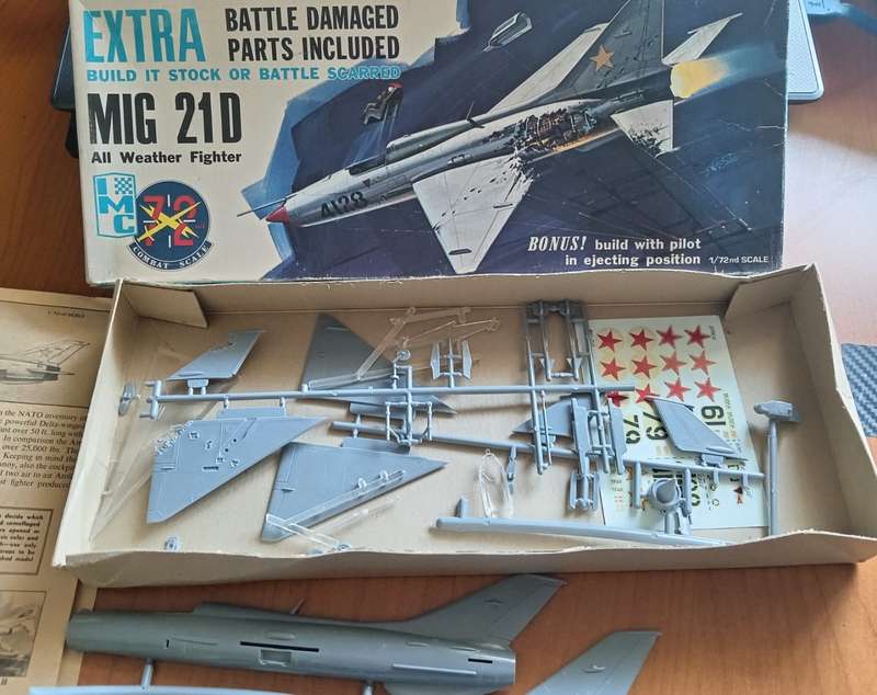 IMC Models, MIG 21D Build Stock or Battle Damaged All Weather Fighter Model Kit
