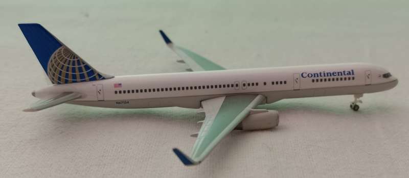 Herpa Wings, Continental, Boeing 757-200, 1,500 Scale, Reg. N67134
