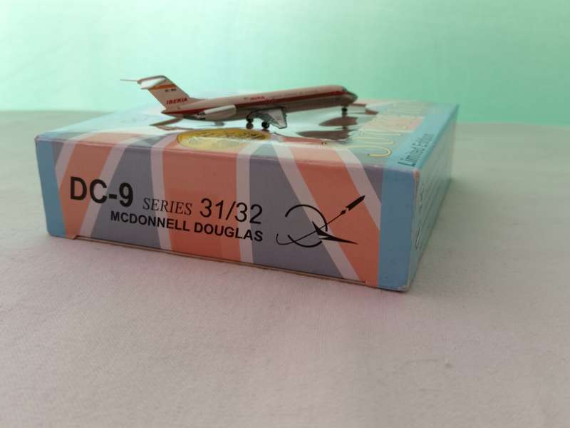 Sovereign, DC-9 Series 31-32, MD, Iberia Lineas Aereas De Espana, 1,400 Scale, Reg. EC-BIG