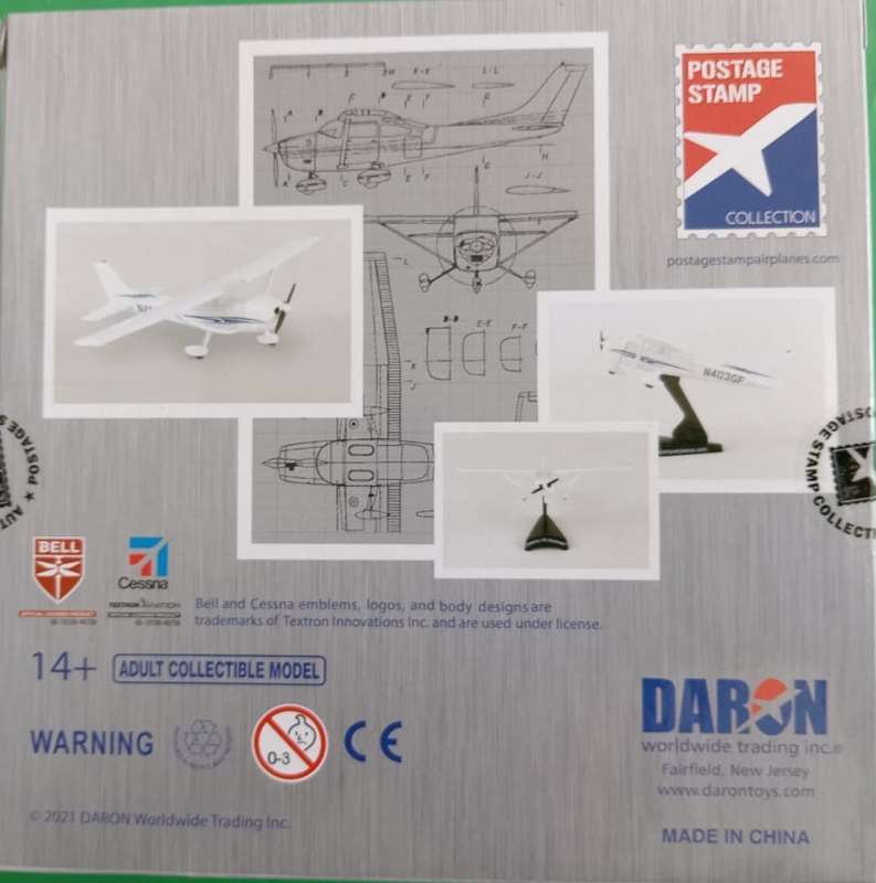 Daron (Postage Stamp), Diecast Metal Historical Airplane Cessna 172 Skyhawk 1/87