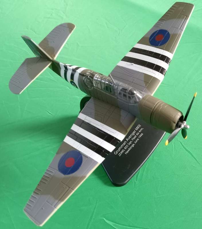 Oxford, Grumman Avenger J2490 855 Squadron  AC099 1:72nd Scale Diecast Aircraft