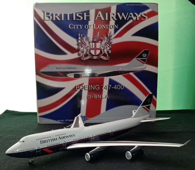 Inflight 200 BA Boeing 747-400 IF744010 G-BNLA 1/200