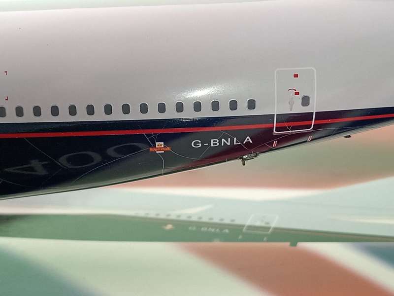 Inflight 200 BA Boeing 747-400 IF744010 G-BNLA 1/200