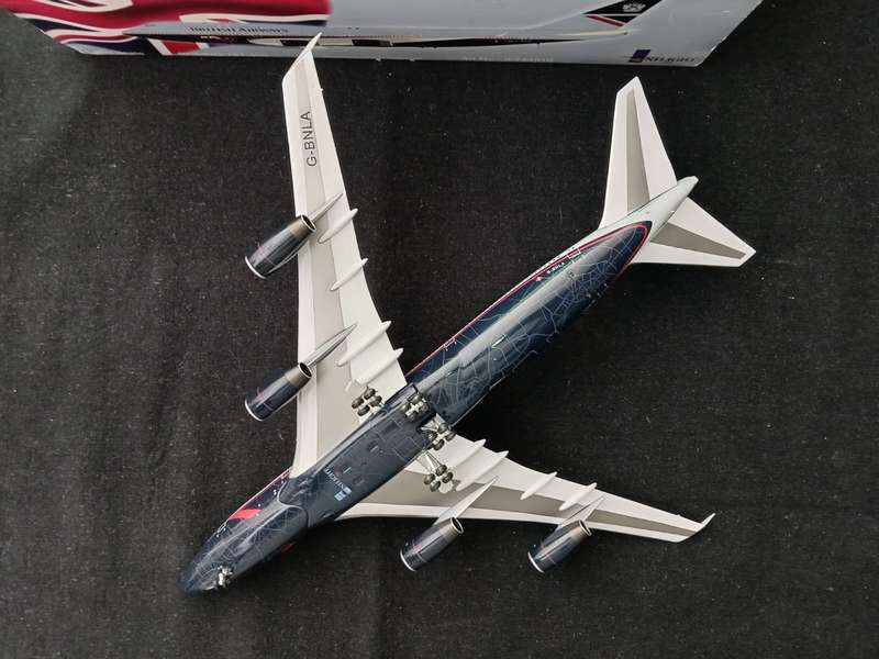 Inflight 200 BA Boeing 747-400 IF744010 G-BNLA 1/200