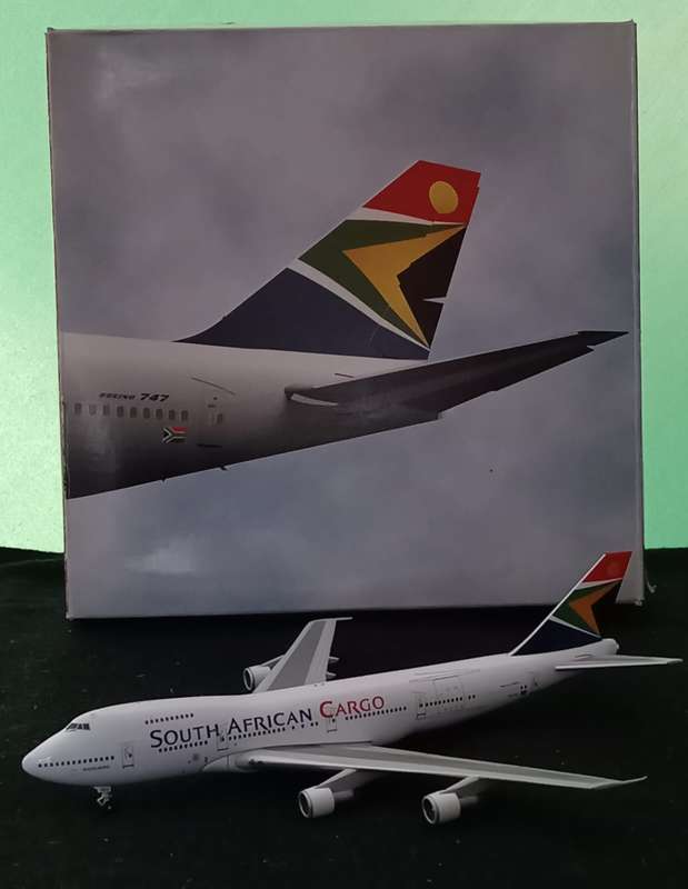Jet-X, South African Airways Cargo B747 ZS-SAR 1,400