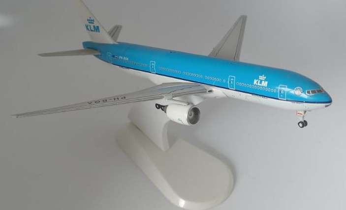 Star Jets. KLM Boeing 777-200  PH-BQA SJKLM197 Scale 1:500 Model Airplane