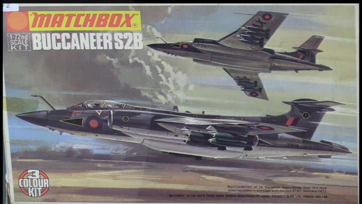 Name: Buccaneer S2B Matchbox | No. PK-106 | 1:72 (Three Colour Kit),