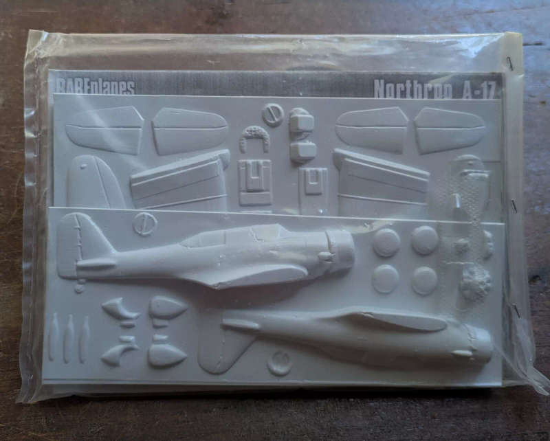 Rare Plane,  NORTHROP A-17 / A-17A AC-FORMED MODEL AIRCRAFT KIT-1:72 VINTAGE
