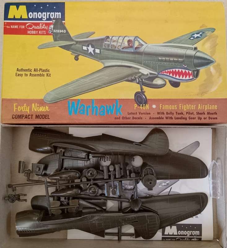 MONOGRAM, WARHAWK P-40N FIGHTER PLANE KIT#P402-49 1/72 Scale