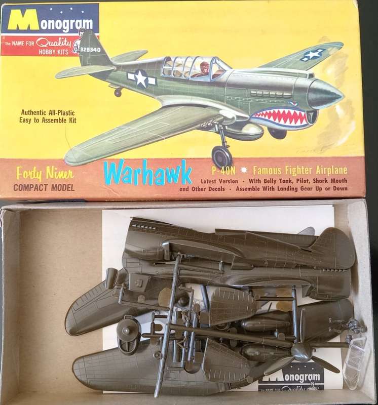 MONOGRAM, WARHAWK P-40N FIGHTER PLANE KIT#P402-49 1/72 Scale