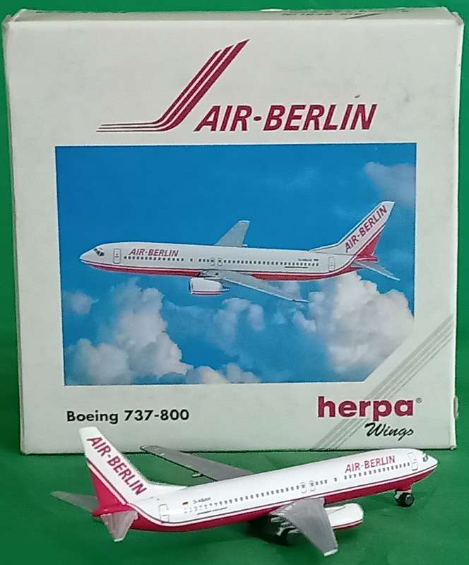 Herpa Wings Air Berlin Boeing 737-800 D-ABAD HW511193  1:500 Scale