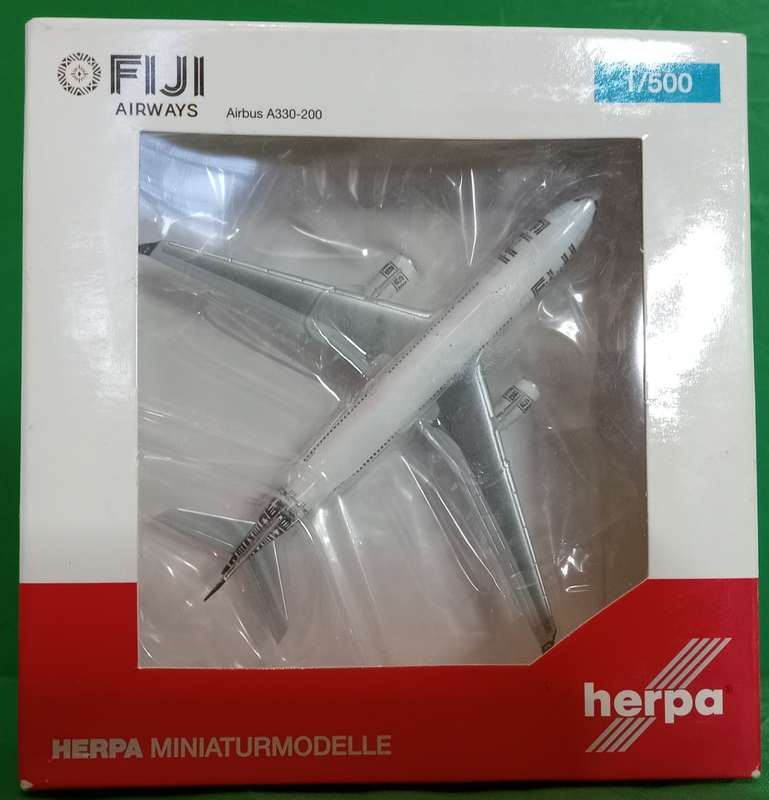 Herpa Wings, Fiji Airways, Airbus 330-200, Nr. 524728, Reg. DQ-FJU, 1/500 Scale