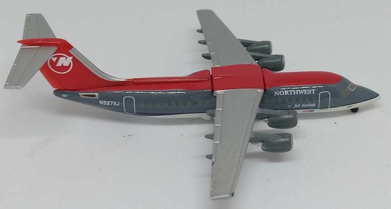 Herpa Wings, Northwest Airlink, Avro RJ 85,  Reg. N527XJ, 509657, 1,500 Scale