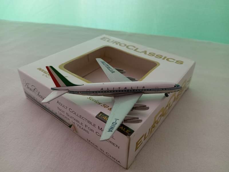 Aeroclassics ACIDIWA Alitalia Douglas DC-8-43 I-DIWA Diecast 1/400 Model + GSE
