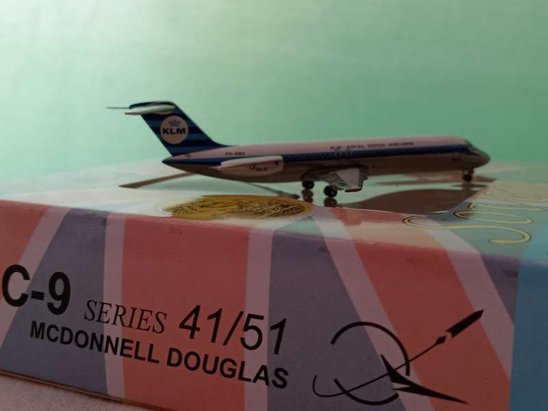 Sovereign, KLM Royal Dutch Air Douglas DC-9 41/51. 1:400