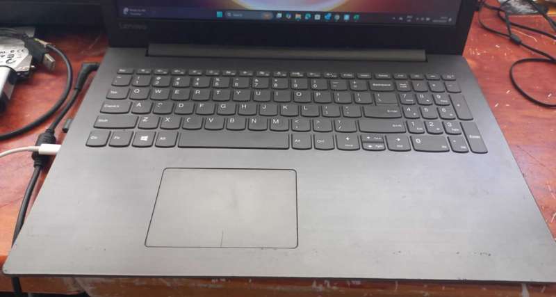 Lenovo 15inch Laptop i5 7th gen cpu, 8GB RAM, 500gb HDD