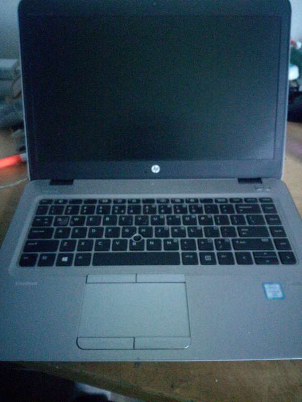hp elitebook 14inch laptop: i5 6th gen, 8GB Ram, 500gb hdd, Good batt working but selling as spares