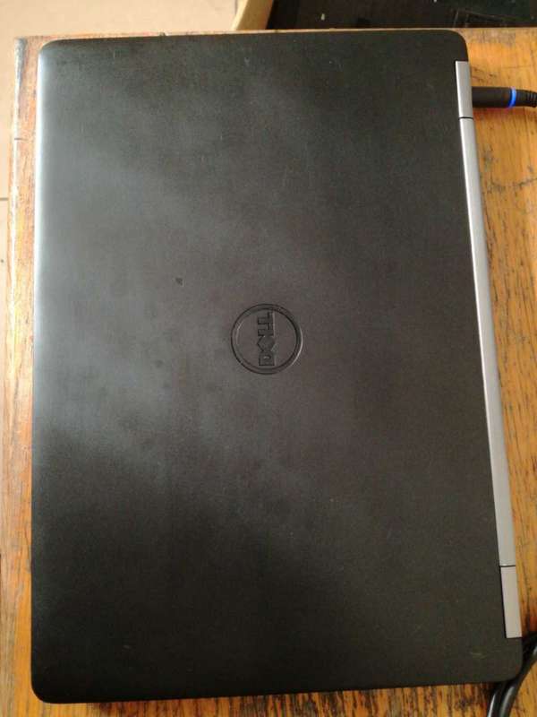 Used Dell Latitude E7470 14inch,i5 6th gen, 8GB RAM, 128GB NVME SSD no battery.