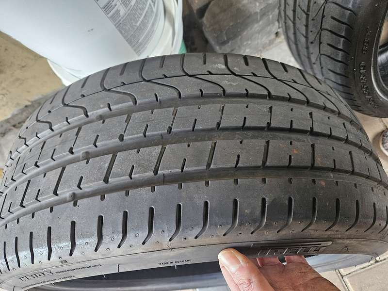 Pirelli p zero tyres 225/35/R19 X4
