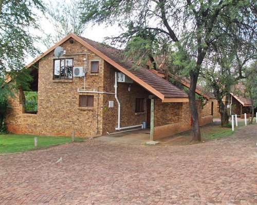 Midweek @ Manzi MOnate 6 Sleeper 10-14 February ( 4 adults 2 kids under 12)