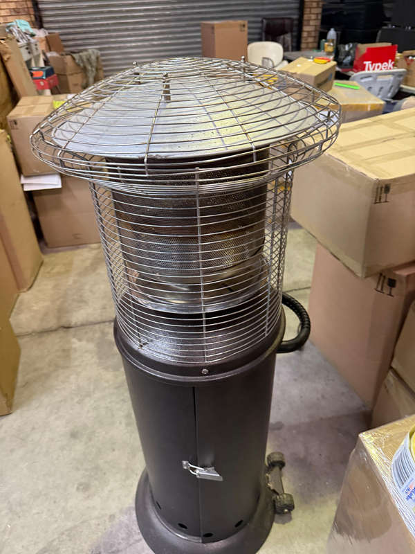 Short Stand Gas Patio Heater 1.25m - Hammertone NOT WORKING AS IS