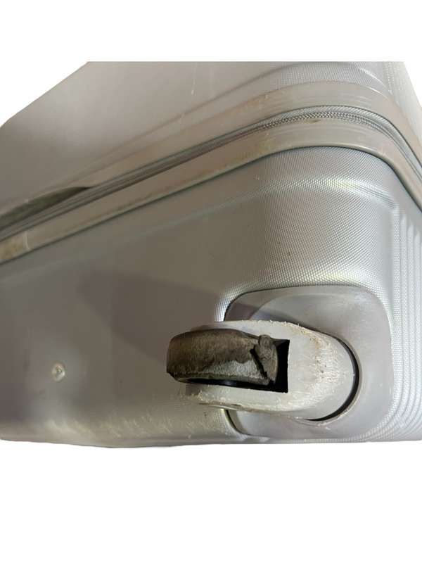 2 Piece Hard Outer Shell Luggage Set - SILVER - LARGE AND MEDIUM SET - READ DESCRIPTION