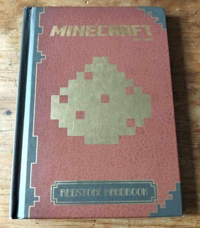 Minecraft: Redstone Handbook (Official Mojang Handbook)