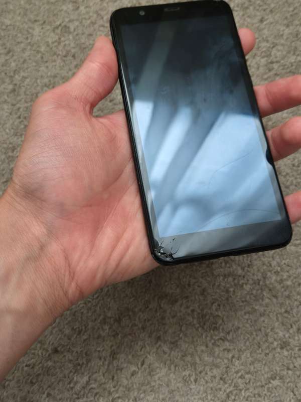 Huawei P smart 32gb 3gb ram dual sim