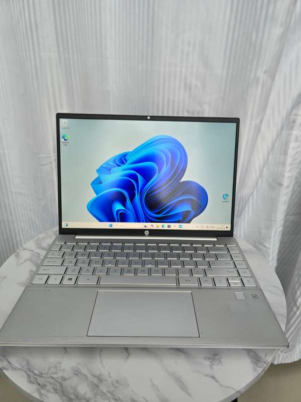HP Pavilion Aero 13 Notebook PC  Ryzen 5-5600U / 13.3 WUXGA / 8GB RAM / 512GB SSD / Win 11 Home