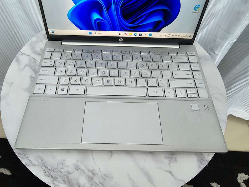 HP Pavilion Aero 13 Notebook PC  Ryzen 5-5600U / 13.3 WUXGA / 8GB RAM / 512GB SSD / Win 11 Home