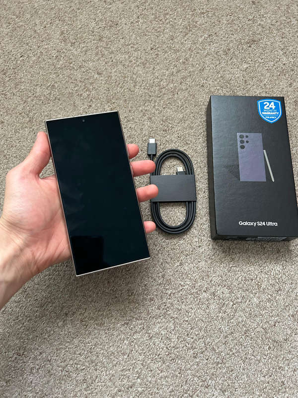 Samsung S24 Ultra 256gb 12gb ram Dual sim with box and cable good condition