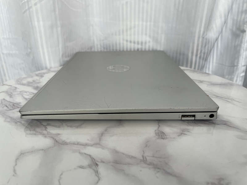 HP Pavilion Aero 13 Notebook PC  Ryzen 5-5600U / 13.3 WUXGA / 8GB RAM / 512GB SSD / Win 11 Home