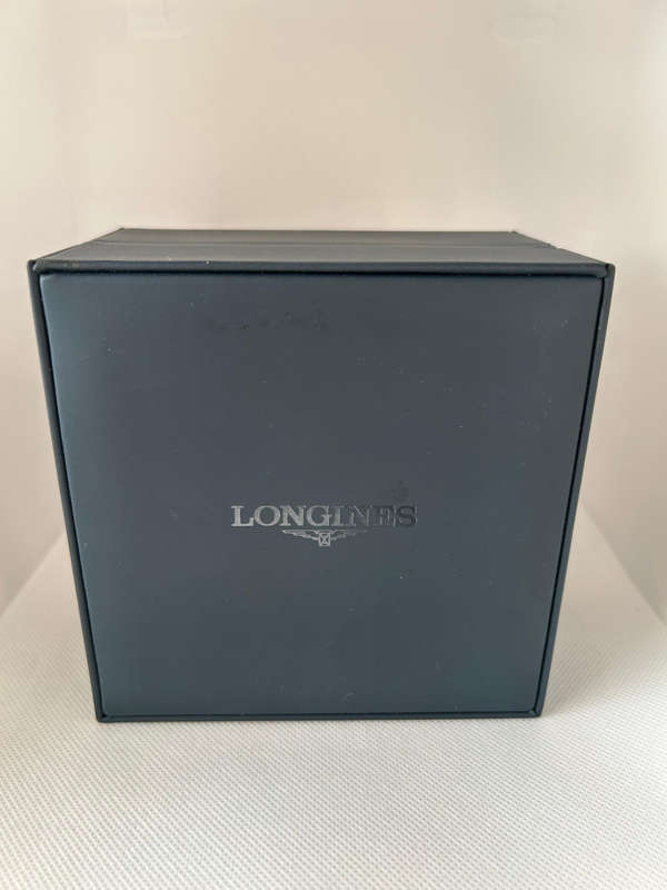 Longines Conquest Classic Ladies 34mm with box and papers in excellent condition