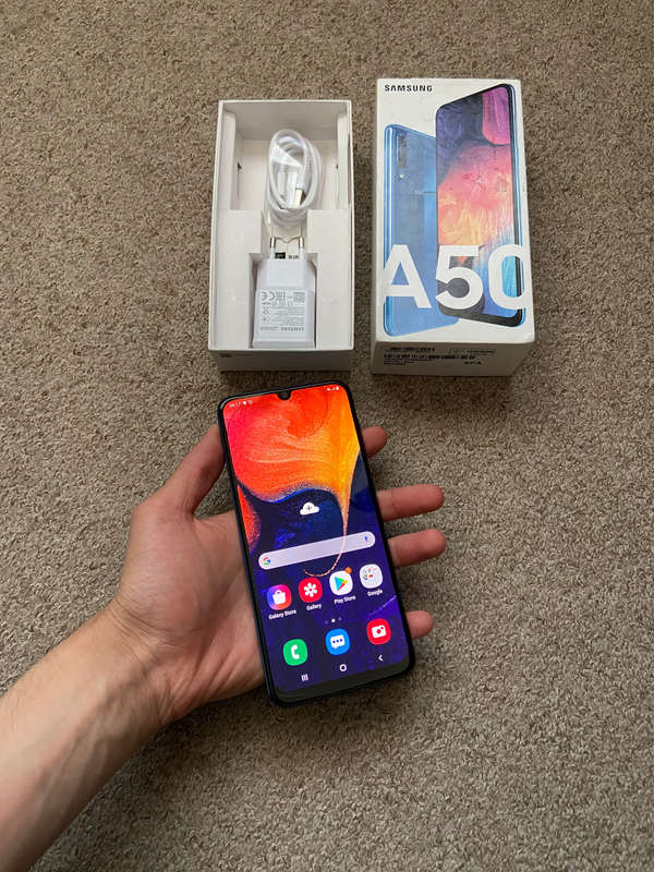 Samsung A50 128gb 4gb ram with box and charger