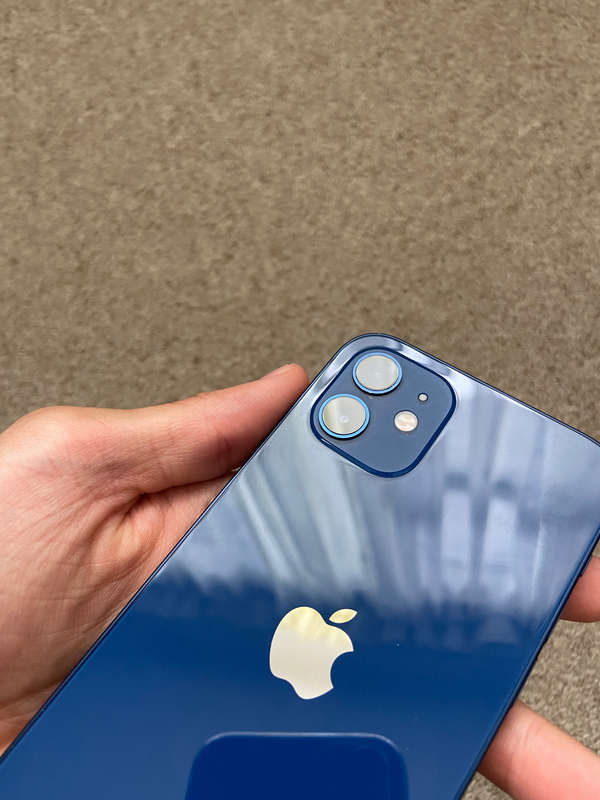 iPhone 12 64gb Dual sim good condition