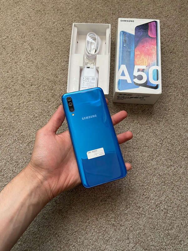 Samsung A50 128gb 4gb ram with box and charger