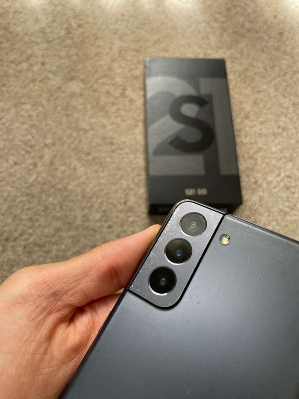 Samsung S21 5G 256gb 8gb ram Dual SIM phantom grey with box and cover cracked screen