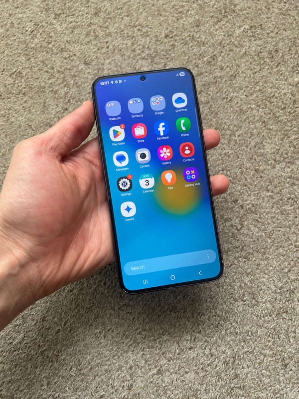 Samsung S23 plus 5G 256gb 8gb ram dual sim with cover